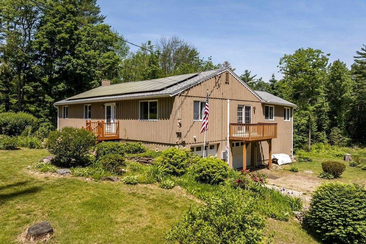 1.9 Acres of Land with Home for Sale in Brentwood, New Hampshire