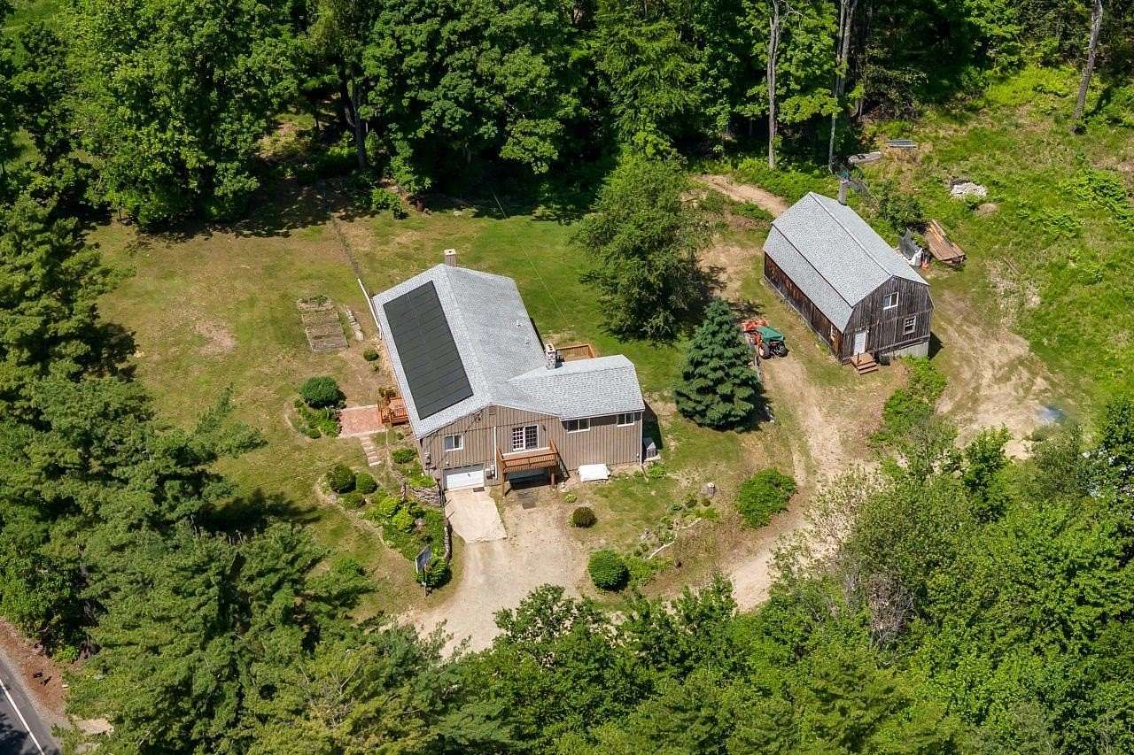1.9 Acres of Land with Home for Sale in Brentwood, New Hampshire