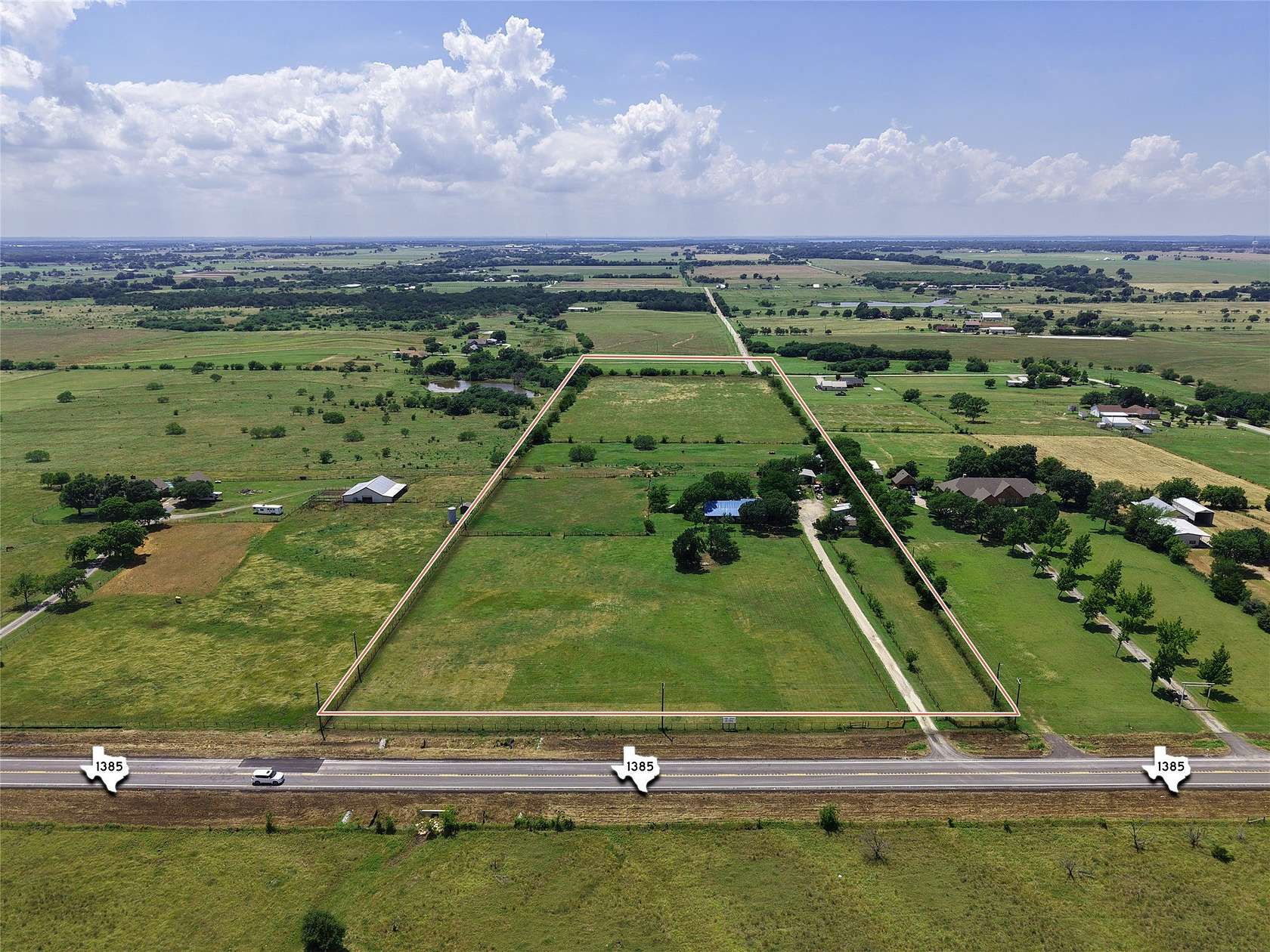 16 Acres of Agricultural Land for Sale in Pilot Point, Texas