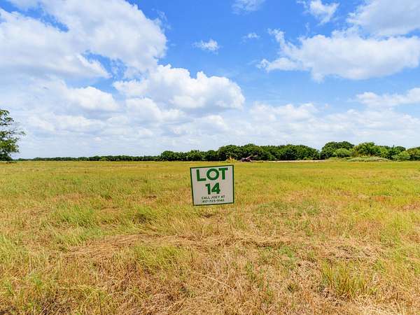 2.56 Acres of Residential Land for Sale in Chico, Texas