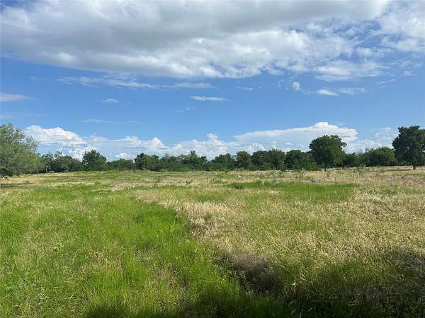 15 Acres of Land for Sale in Malone, Texas