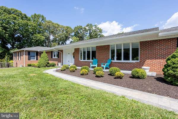 1.58 Acres of Land with Home for Sale in Baldwin, Maryland