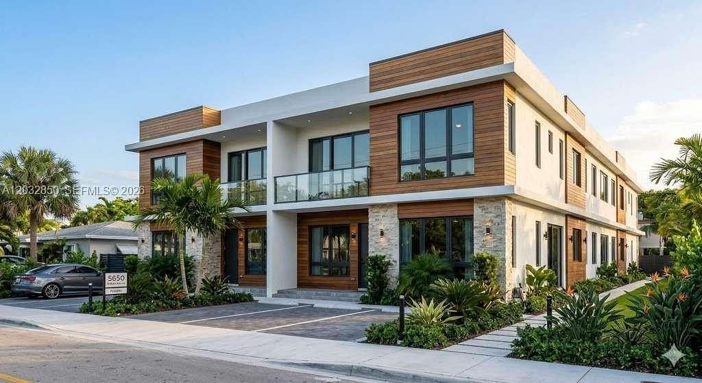 0.13 Acres of Mixed-Use Land for Sale in Miami, Florida