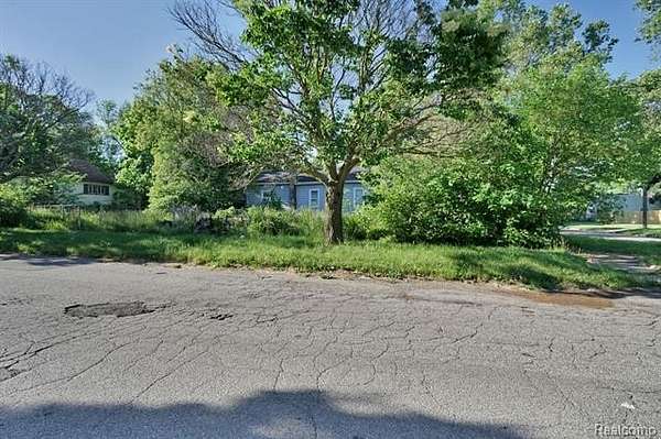 0.09 Acres of Residential Land for Sale in Flint, Michigan