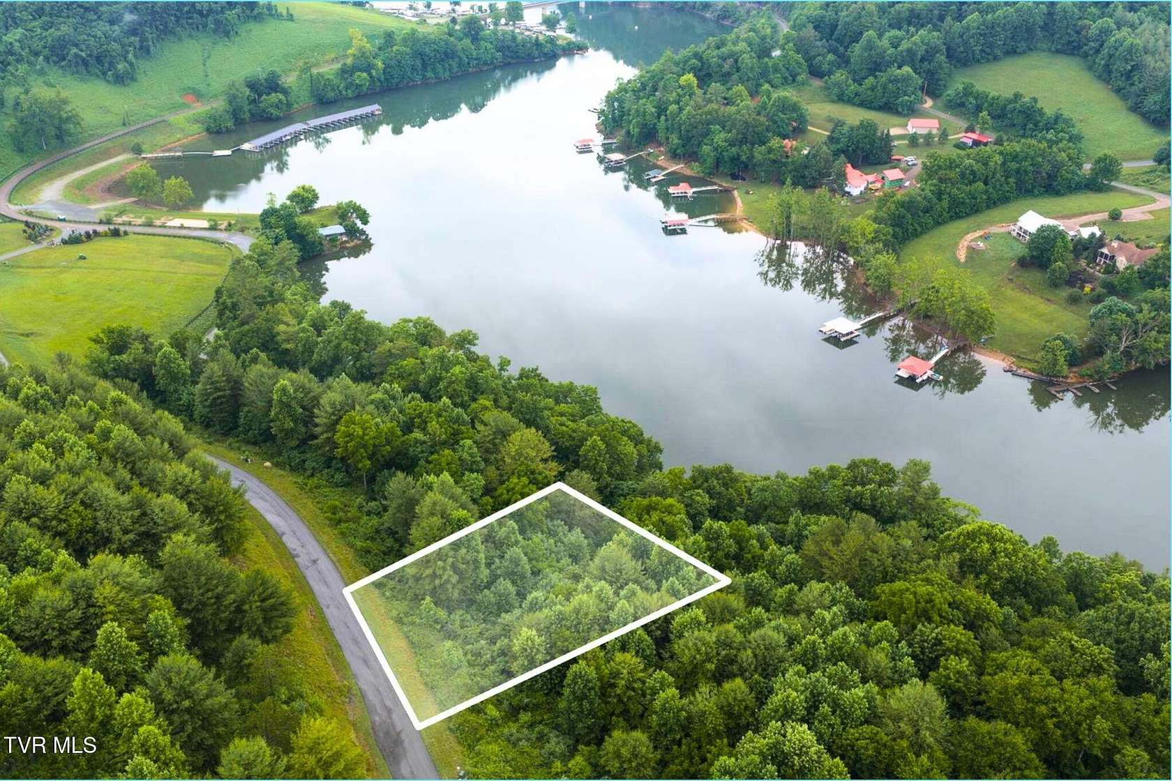 1.52 Acres of Residential Land for Sale in Butler, Tennessee
