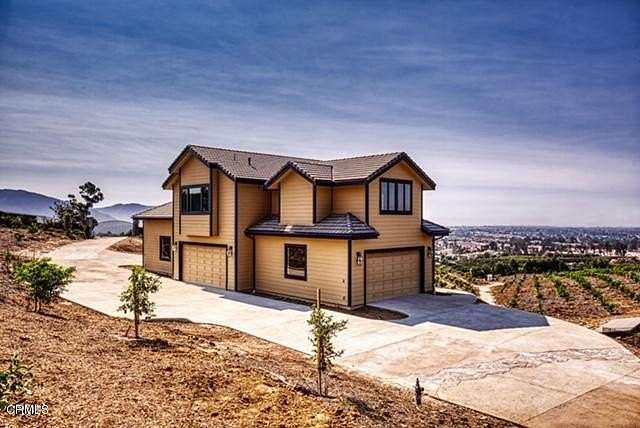 19 Acres of Land with Home for Lease in Camarillo, California