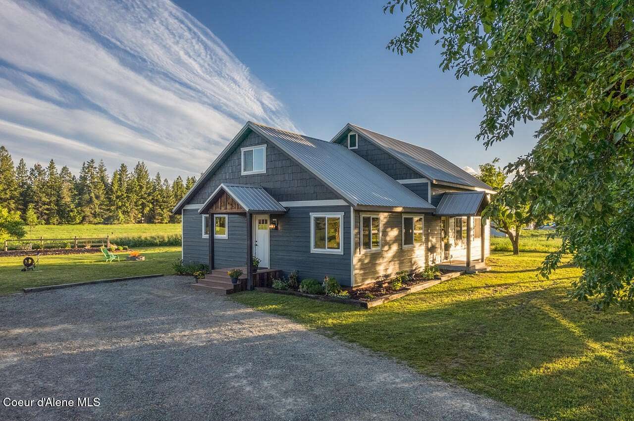 2 Acres of Land with Home for Sale in Bonners Ferry, Idaho