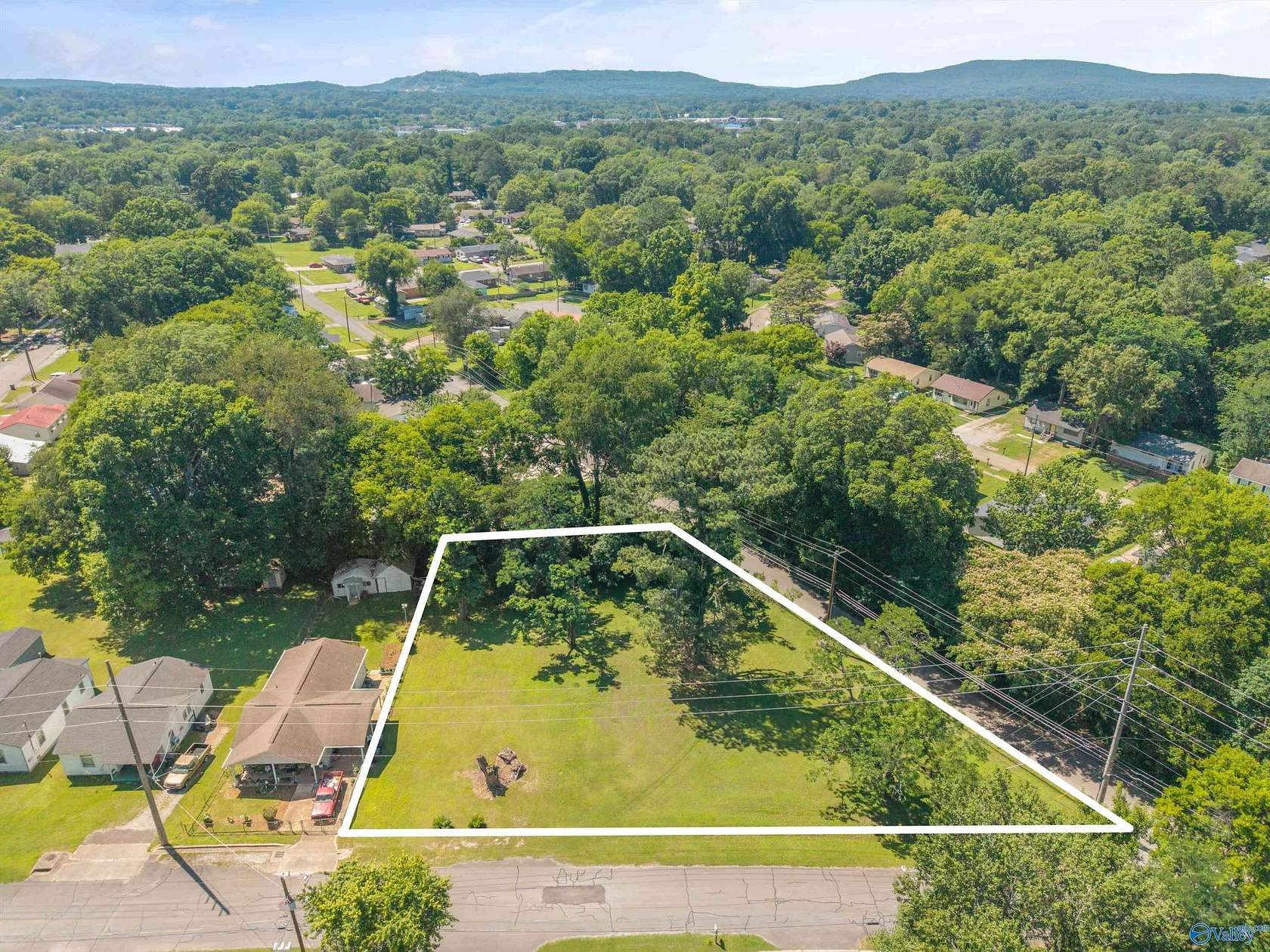 0.5 Acres of Residential Land for Sale in Huntsville, Alabama