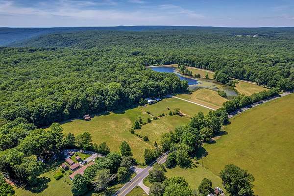 12.7 Acres of Land with Home for Sale in Sewanee, Tennessee