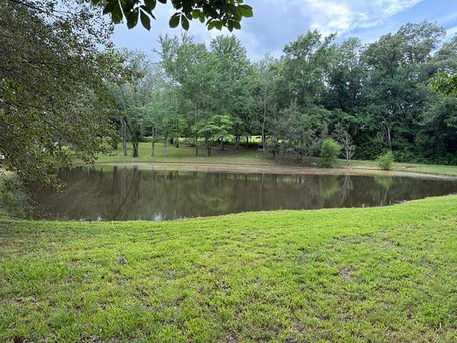2 Acres of Residential Land for Sale in McMinnville, Tennessee