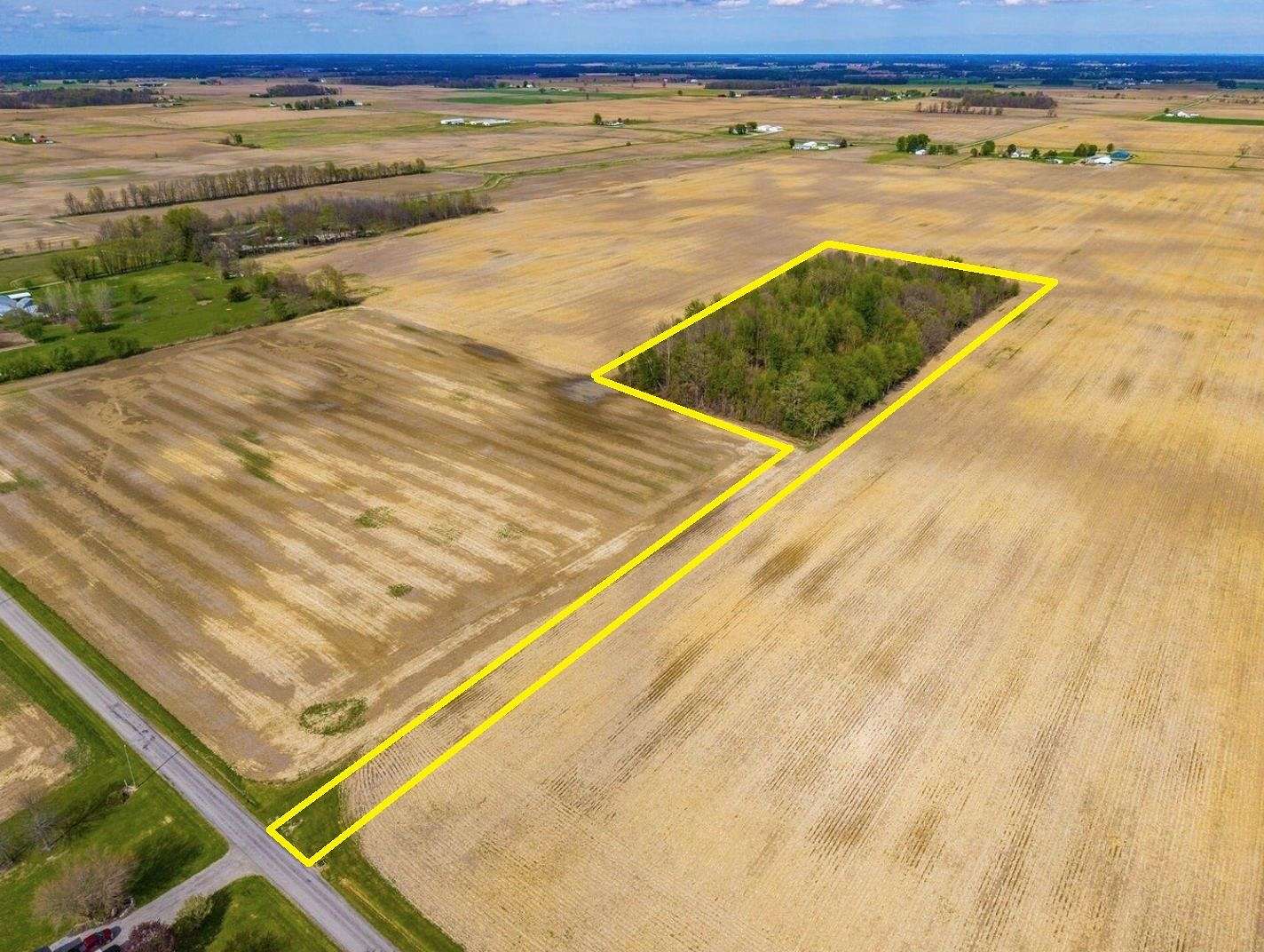 7.18 Acres of Residential Land for Auction in Richwood, Ohio