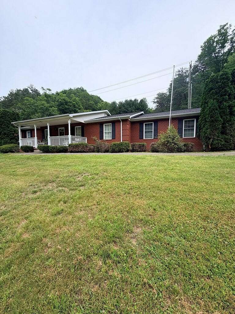 1.5 Acres of Land with Home for Sale in Beaver, Kentucky
