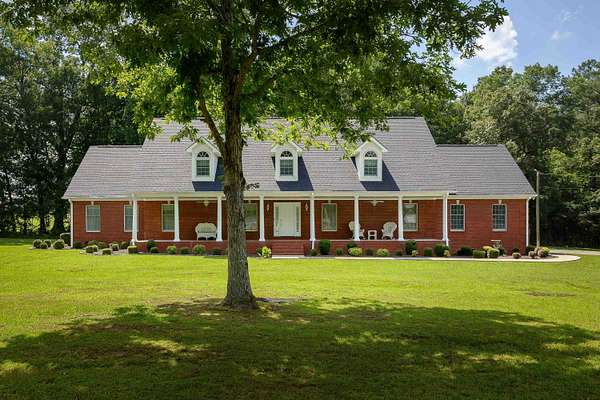 5.13 Acres of Land with Home for Sale in Russellville, Alabama