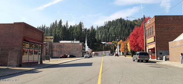 0.28 Acres of Mixed-Use Land for Sale in Mullan, Idaho