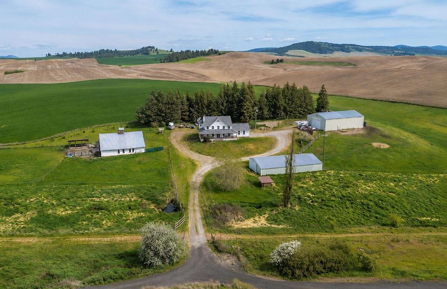 15.2 Acres of Land with Home for Sale in Fairfield, Washington