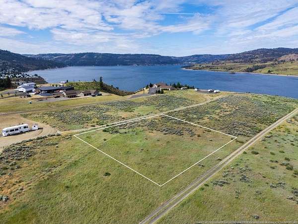 1 Acre of Residential Land for Sale in Deer Meadows, Washington