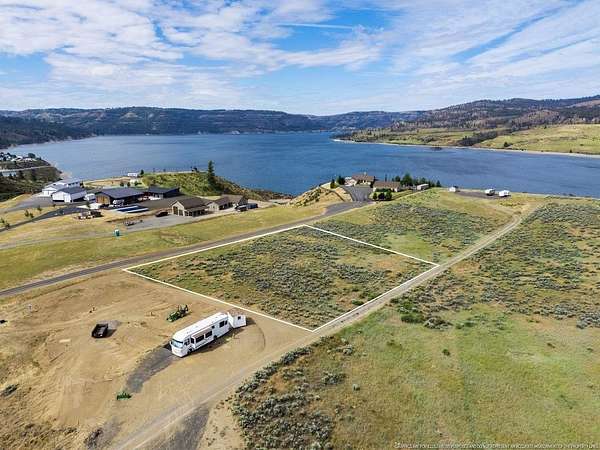 1 Acre of Residential Land for Sale in Deer Meadows, Washington