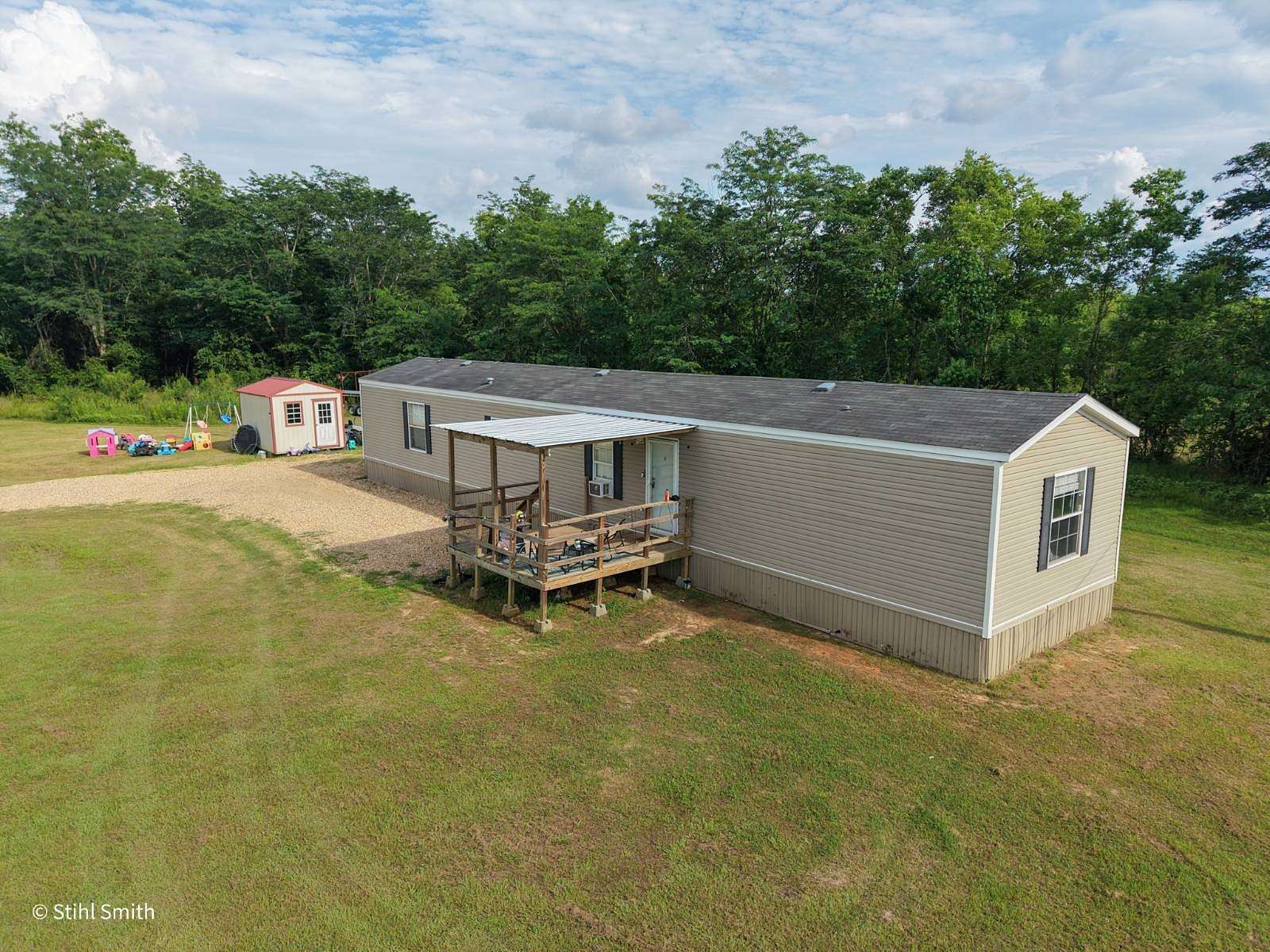 1.5 Acres of Land with Home for Sale in Columbia, Louisiana