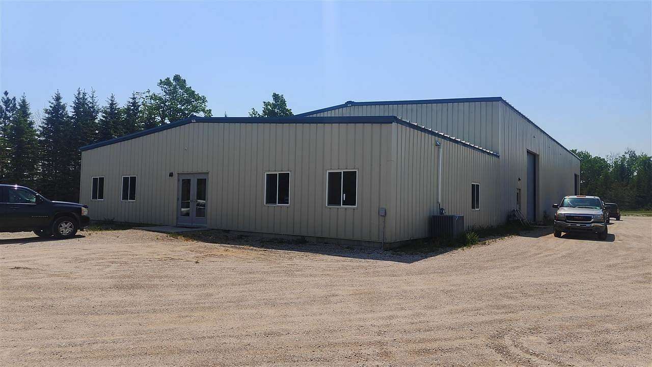 5 Acres of Improved Commercial Land for Sale in Charlevoix, Michigan
