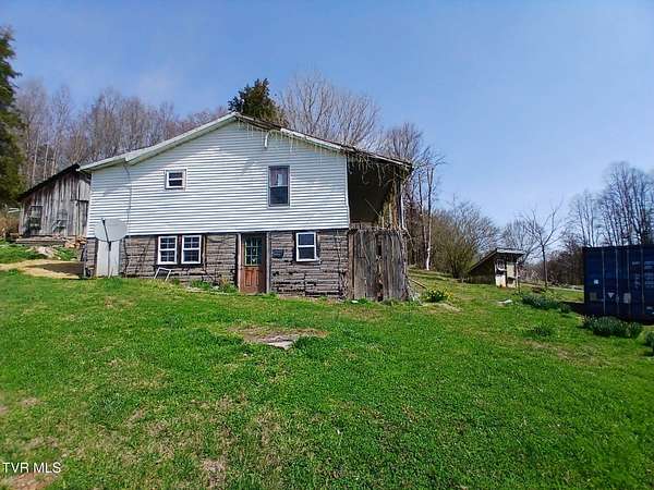 5 Acres of Land with Home for Sale in Pennington Gap, Virginia