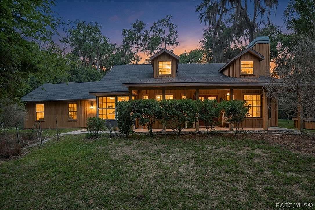 2 Acres of Land with Home for Sale in Floral City, Florida