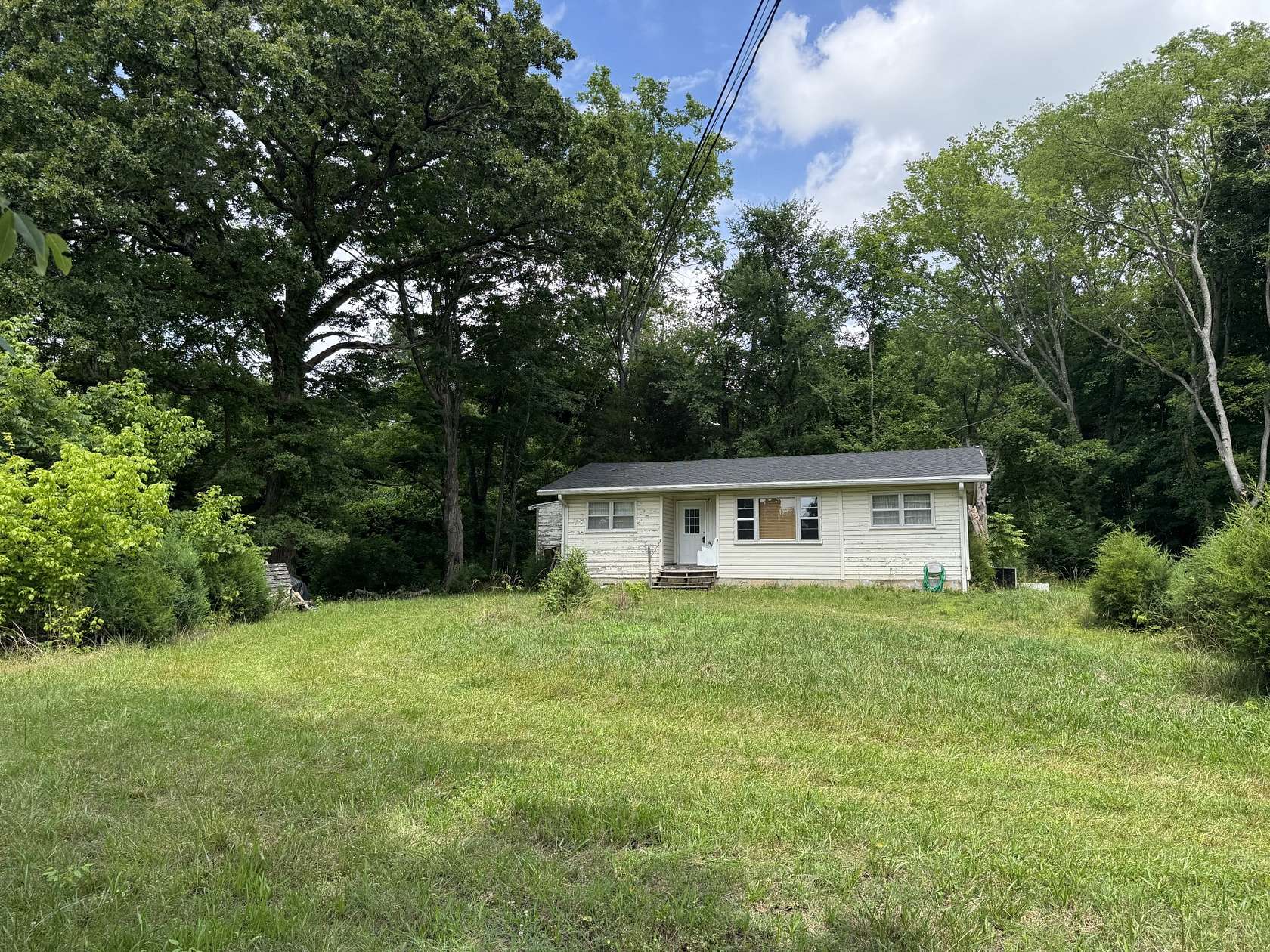 1.77 Acres of Land with Home for Sale in Clarksville, Tennessee