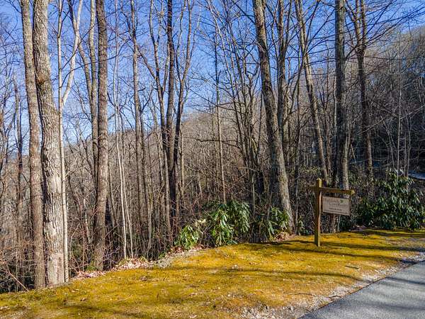 0.76 Acres of Residential Land for Sale in Highlands, North Carolina