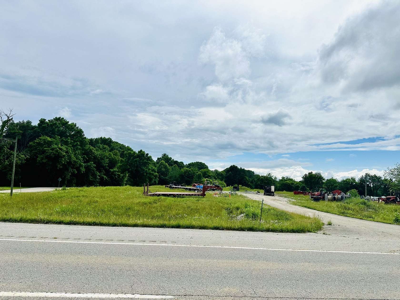 3.32 Acres of Commercial Land for Sale in Pulaski, Tennessee