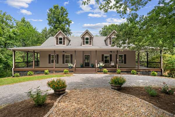 11 Acres of Land with Home for Sale in Columbia, Tennessee