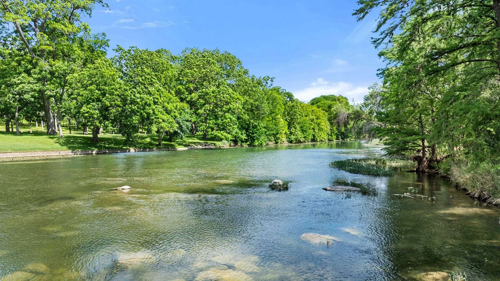 1 Acre of Residential Land for Sale in New Braunfels, Texas