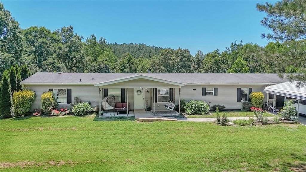 5.52 Acres of Land with Home for Sale in Fairmount, Georgia