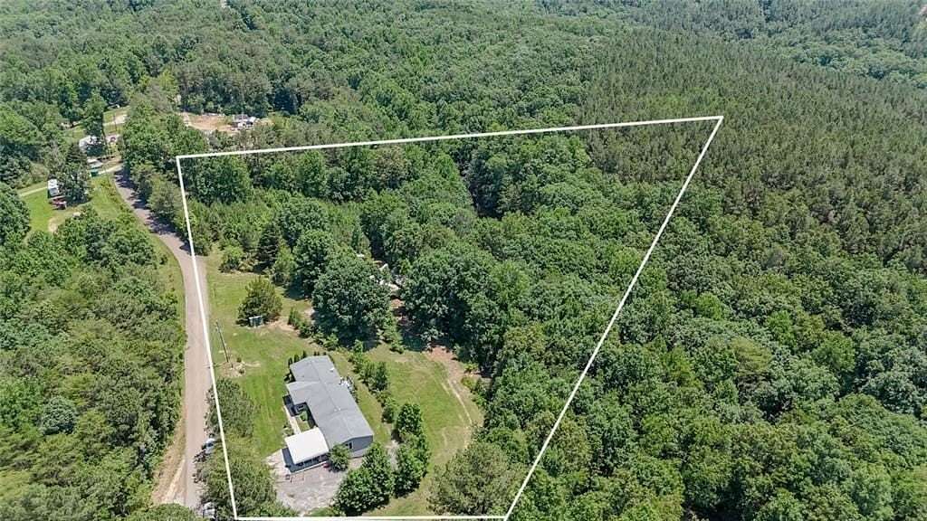5.52 Acres of Land with Home for Sale in Fairmount, Georgia