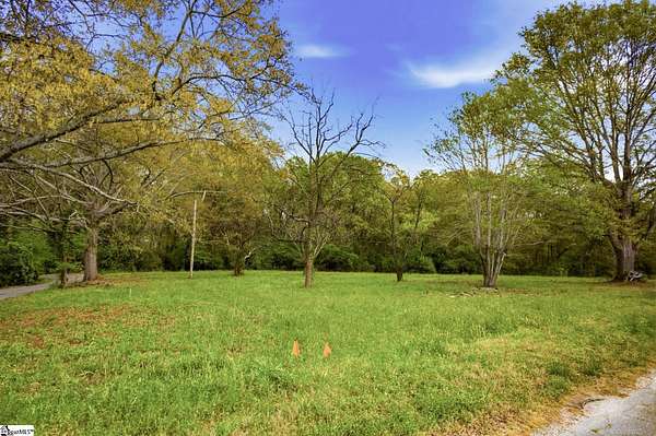 2 Acres of Residential Land for Sale in Westminster, South Carolina