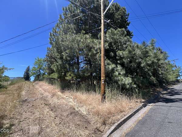 0.22 Acres of Residential Land for Sale in Klamath Falls, Oregon