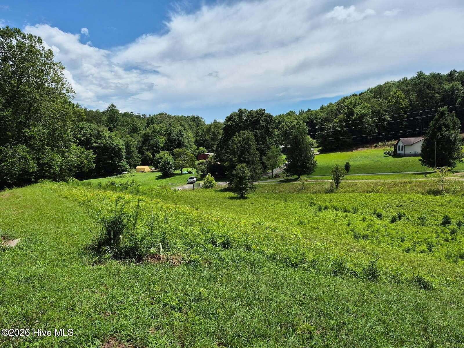 1 Acre of Residential Land for Sale in Marble, North Carolina