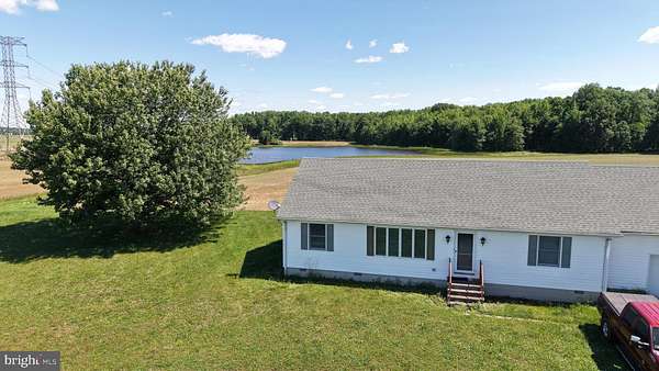 207 Acres of Land with Home for Sale in Massey, Maryland