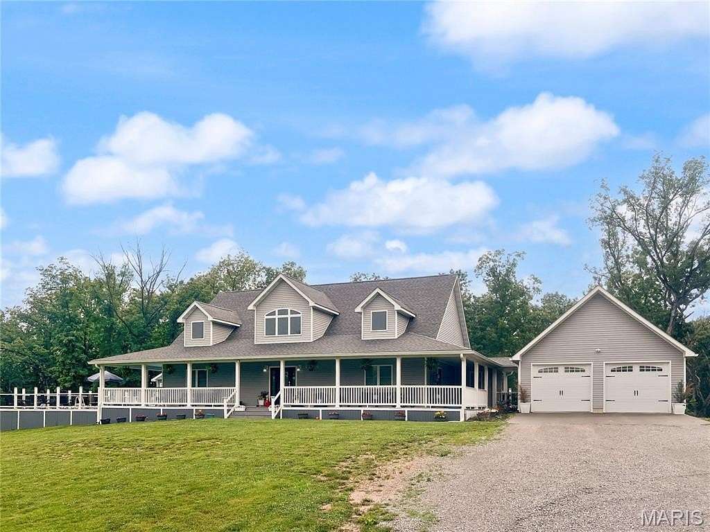 21.2 Acres of Recreational Land with Home for Sale in New London, Missouri