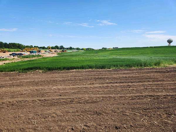 0.33 Acres of Residential Land for Sale in Waunakee, Wisconsin