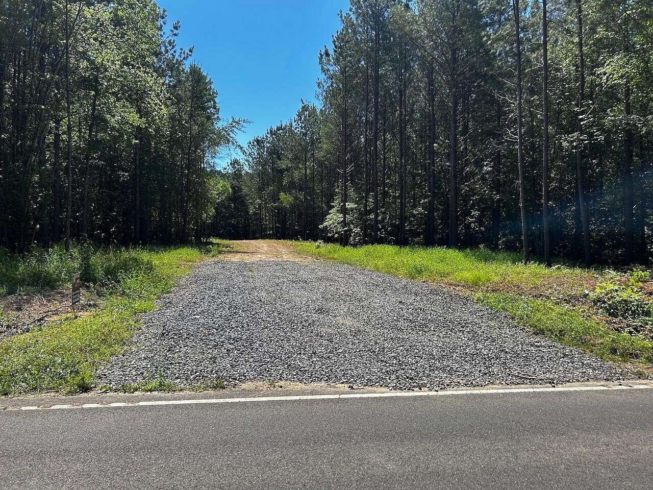 34 Acres of Recreational & Residential Land for Sale in Ten Mile, Tennessee
