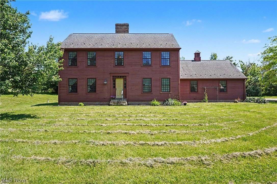 2 Acres of Land with Home for Sale in Paris, Ohio