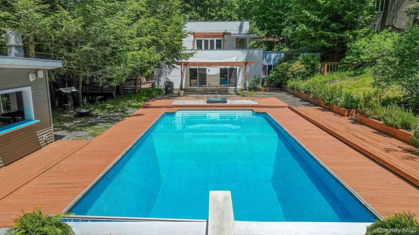 3.47 Acres of Land with Home for Sale in Red Hook, New York