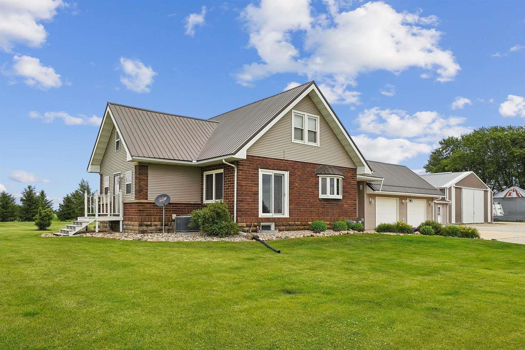 3.32 Acres of Land with Home for Sale in Ionia, Iowa