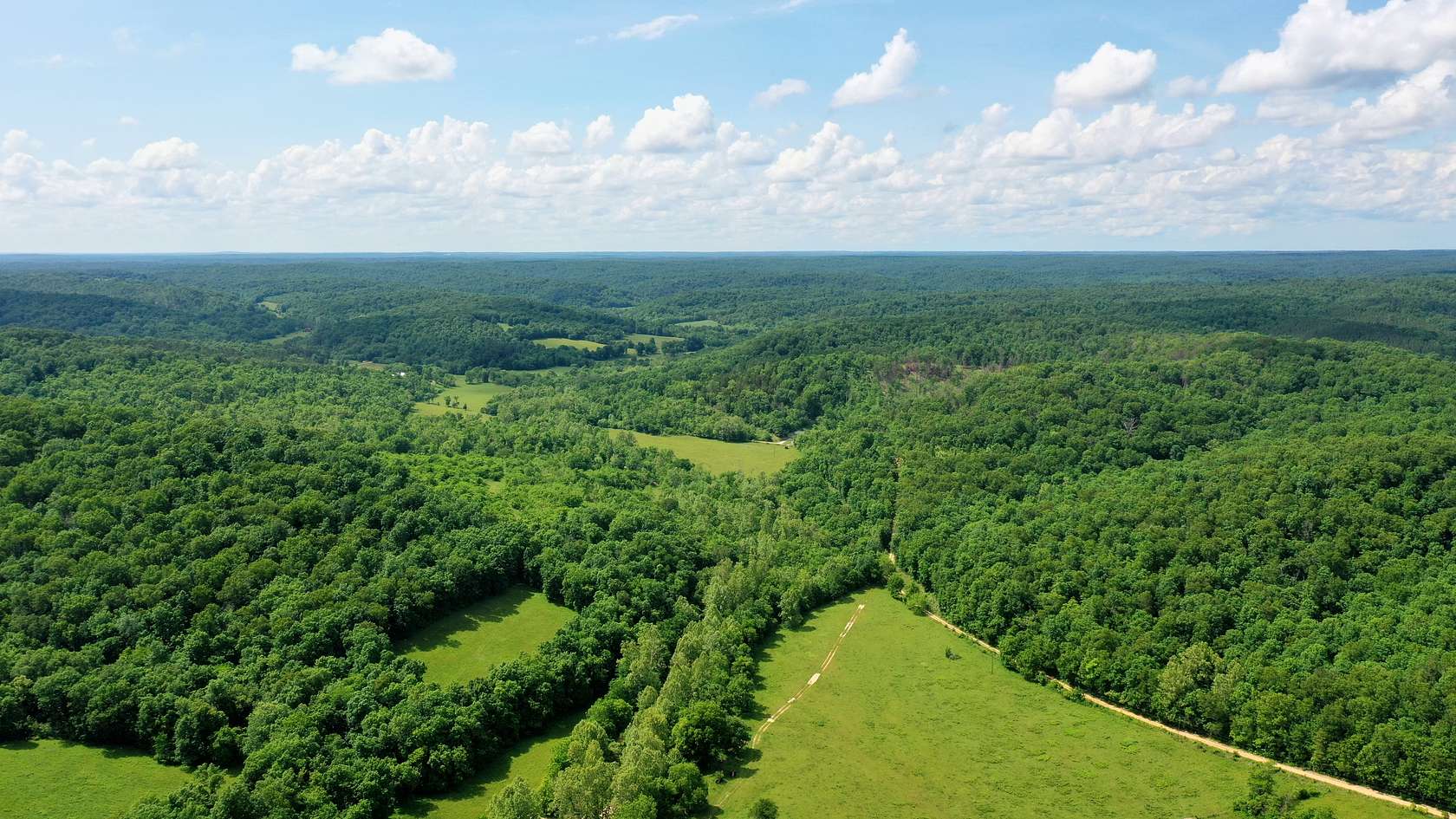 473 Acres of Land for Sale in Salem, Missouri