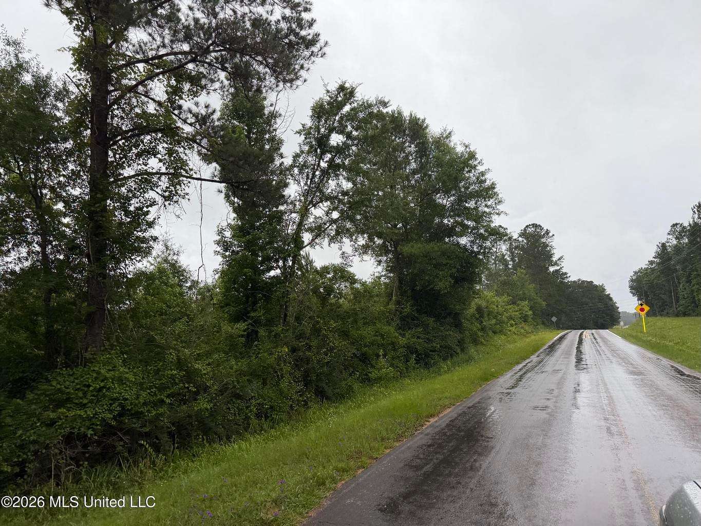 2 Acres of Land for Sale in Summit, Mississippi