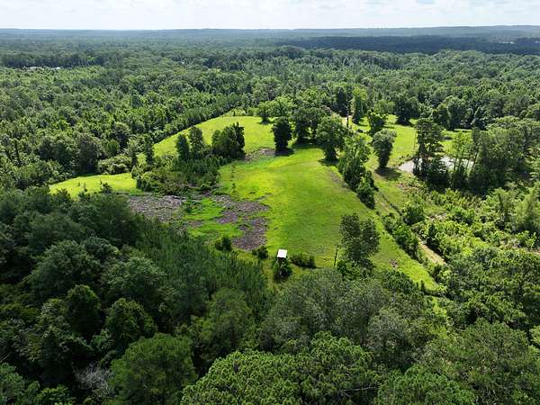 61 Acres of Land with Home for Sale in Silver Creek, Mississippi
