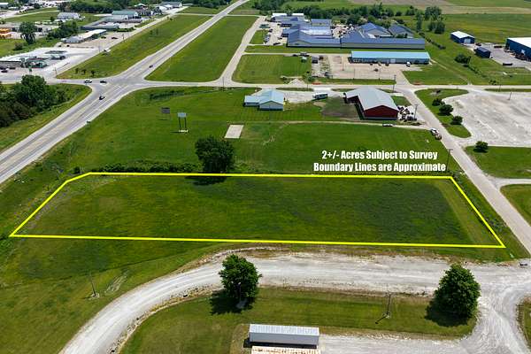 2 Acres of Commercial Land for Sale in Chariton, Iowa
