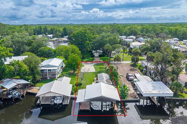 0.14 Acres of Residential Land for Sale in Suwannee, Florida
