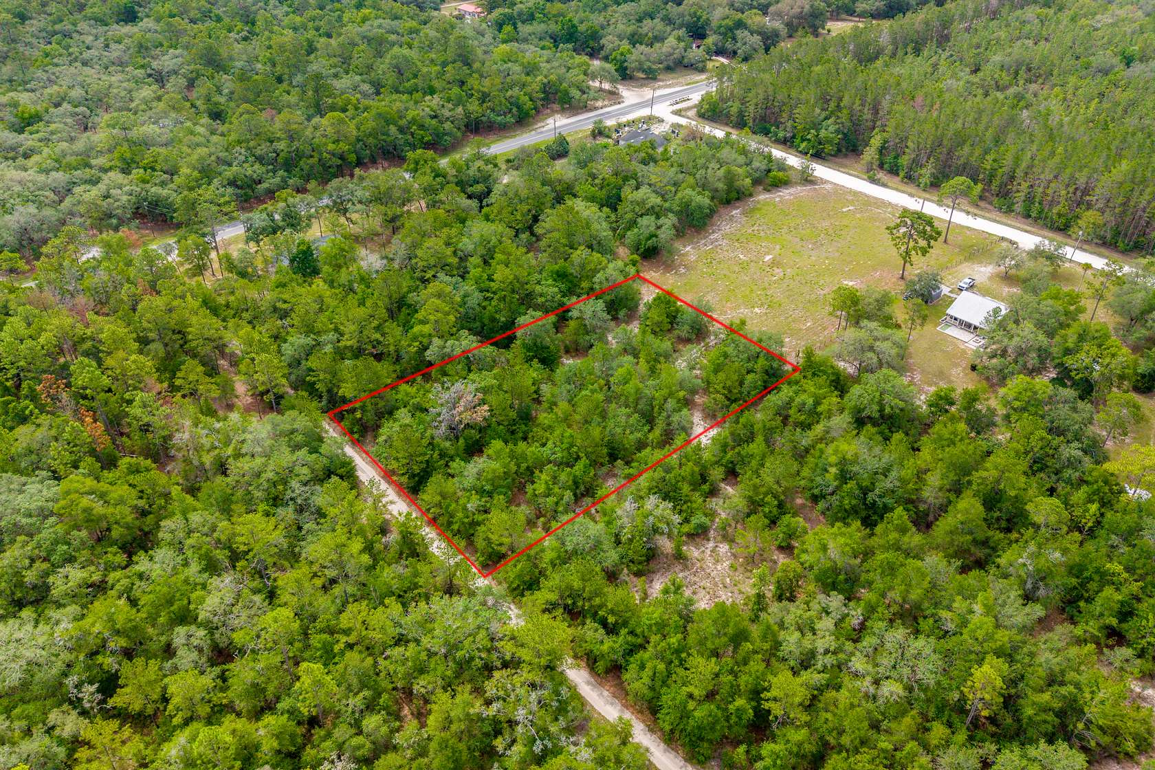 1.25 Acres of Residential Land for Sale in Bronson, Florida