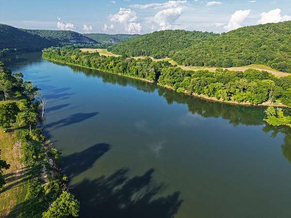 1.74 Acres of Residential Land for Sale in Melbourne, Arkansas