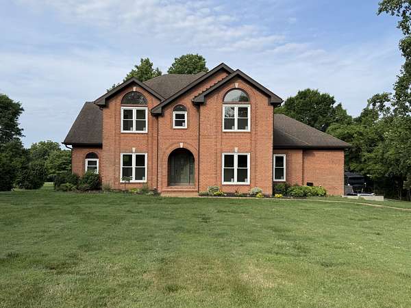 3.26 Acres of Land with Home for Sale in Lebanon, Tennessee
